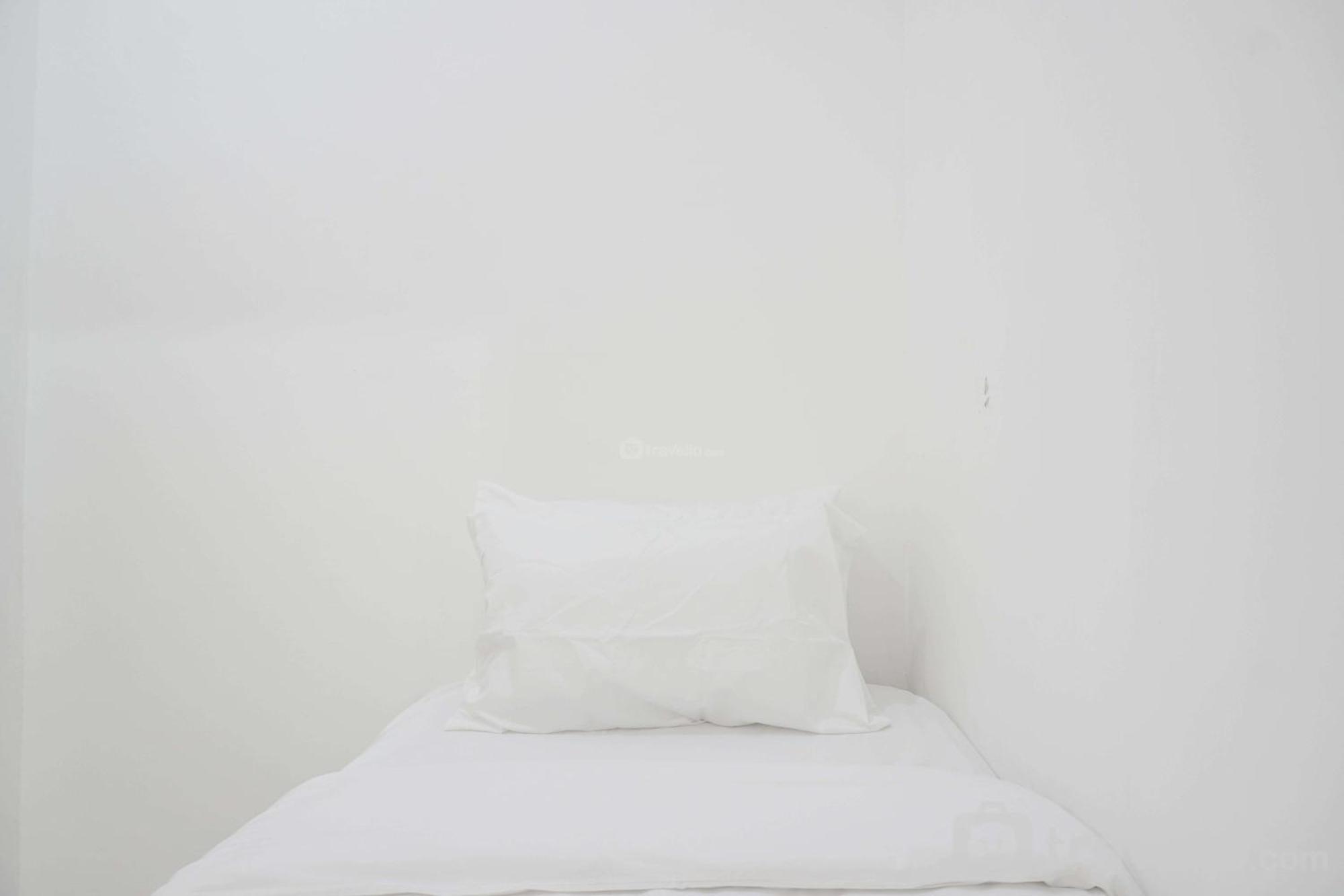Apartemen And Comfy 2br At Pramuka By Travelio *